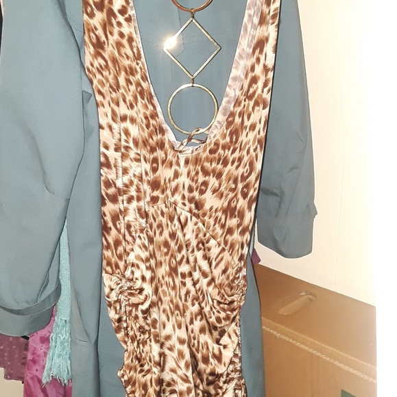 A sm chico flamingo mini dress with adjustable pul - Picture 2 of 8